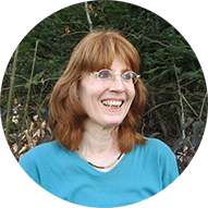 Bäume und Wildkräuter erleben, das Natur PLUS-Team um Anika Pfefferle stellt sich vor: Conni Eder, Systemische Therapeutin, HP für Psychotherapie
